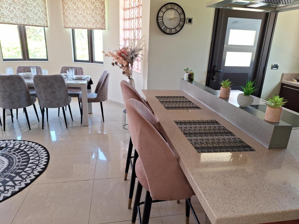 Maria Holiday home Haraki